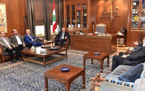 «التشاوري» ووزير العدل في عين التينة

سرحان: شدّدنا على عملية متابعة الفساد