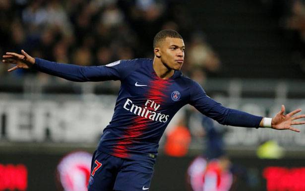 مبابي يُنهي شائعات ريال مدريد برد حاسم