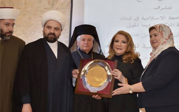 الصلح تستحدث اول مكتبة رقمية والكترونية

للبحث العلمي والتواصل التفاعلي في «الاسلامية» ـ بعلبك