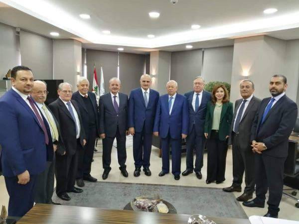 خليل بحث مسائل تتعلق بقانون مكافحة تبييض الأموال مع وفد من نقابة المحامين في طرابلس