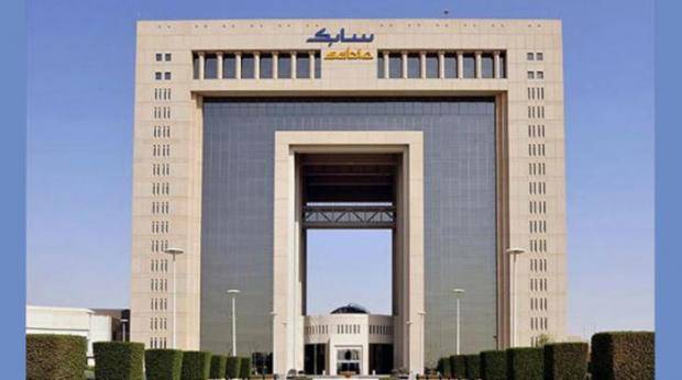 «سابك» السعودية تتجه لدمج «صدف» و«بتروكيميا» في كيان واحد