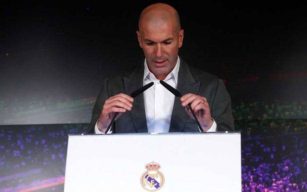 الكشف عن راتب زيدان الجديد مع ريال مدريد