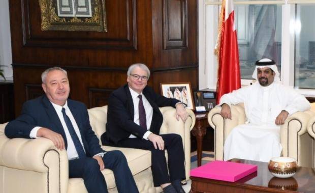 وزير المالية والاقتصاد البحريني: اقتصادنا يتميز بالفرص الواعدة المتعددة والمتجددة