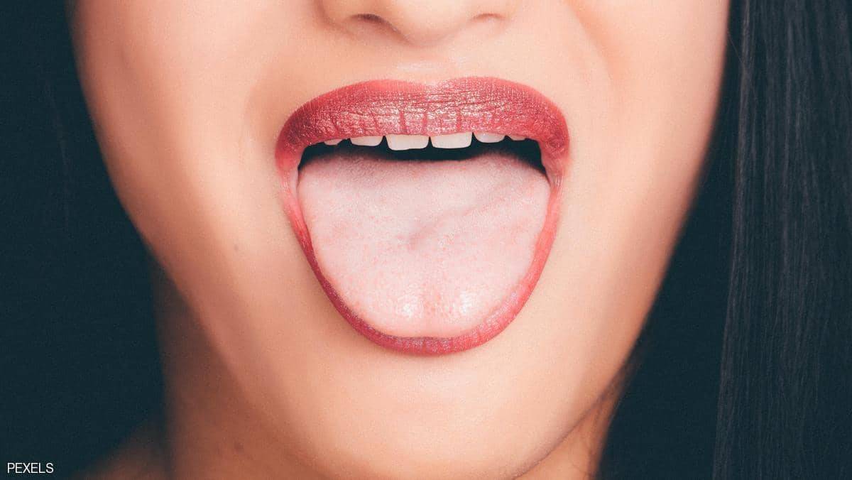 كيف تستطيعين تغيير شكل وجهك من خلال استخدام لسانك۔۔۔  تقنية تساعدك!