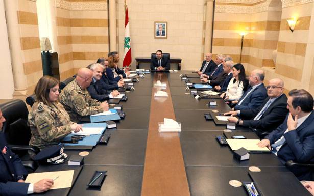 الحريري ترأس اجتماعاً للبحث في أوضاع الصناعة

أبـــو فاعور : لإعـــــــطاء الأفضليّة لها في الإدارة

في كـــــــلّ المناقصات والصفقات والمشتريــات