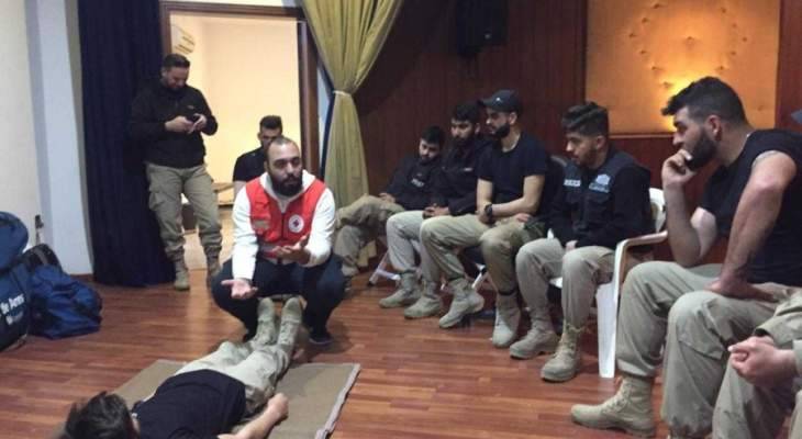 الصليب الاحمر اللبناني يدرب شرطة بلدية حارة صيدا على الاسعافات الاولية