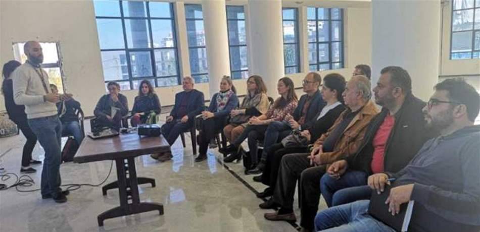 وفد ايطالي تابع مشروع توسعة الحديقة العامة في حارة صيدا