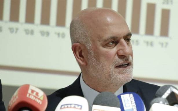 فنيانوس : لــدي مــلء الثقة باللجنة

الموقتة التي تديـر مرفأ بيروت