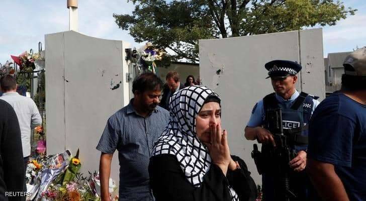 عودة المصلين الى"مسجد النور" في نيوزيلندا ومعهم أمير أردني