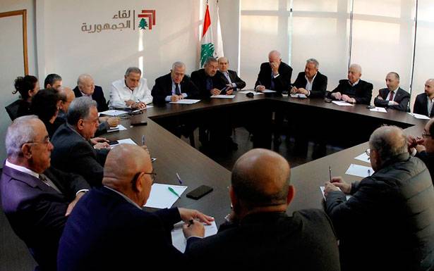 «لقاء الجمهوريّة»: ترسيم الحدود حاجة ملحّة

المواقف الإيرانيّة بالنيابة عن لبنان غير مقبولة