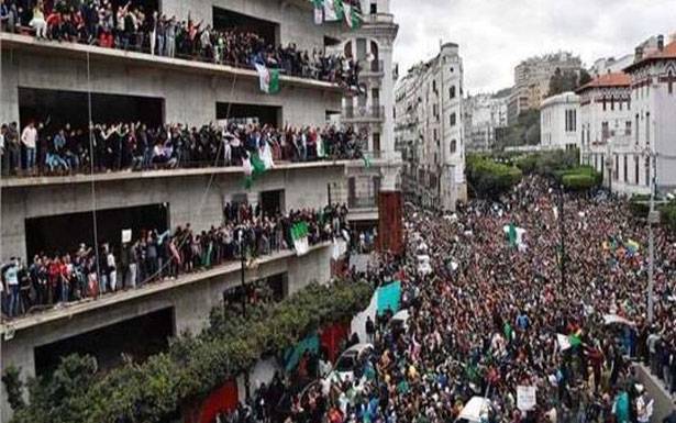 لعنة الفوضى في الجزائر