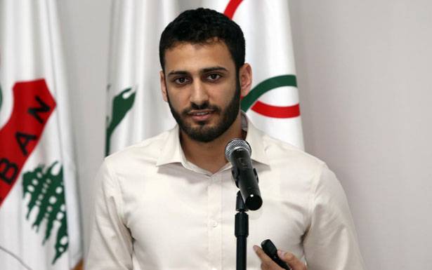 رئيس اللجنة الأولمبيّة جان همّام

يُنوّه بالمحاضر كريستيان الحاج