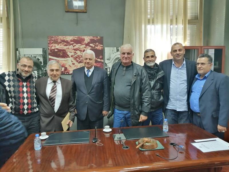 قمرالدين التقى وفدا من اتحاد نقابات عمال بلديات لبنان وعرض آلية تطبيق سلسلة الرتب وطريقة تنفيذها