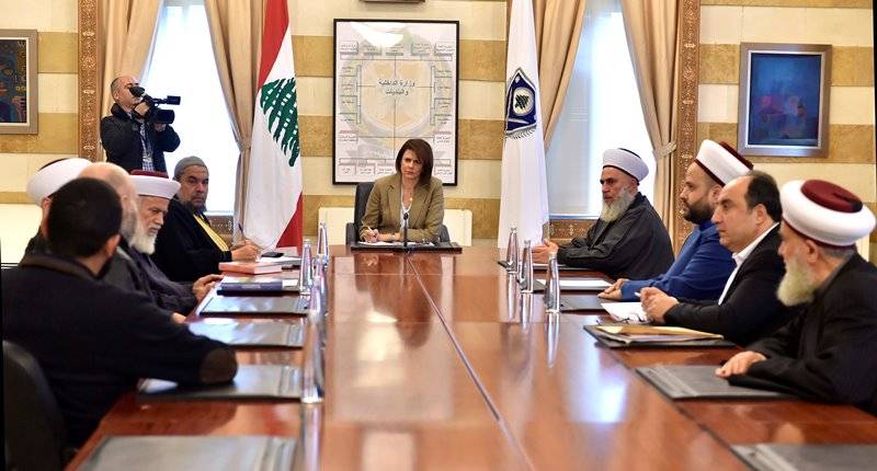 الحسن إلتقت هيئة العلماء المسلمين وبحثت شؤونا فلسطينية مع الاونروا