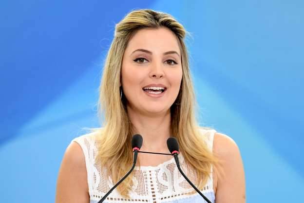 قصة زوجة رئيس البرازيل.. الفاتنة التي كرهها الشعب