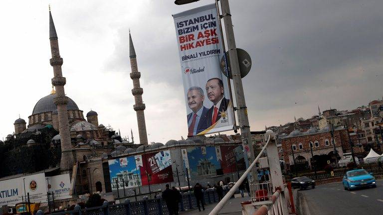 ما الذي ينتظر أردوغان الأحد ولماذا اللعب على الشعور الوطني الكردي