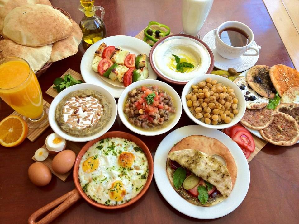 إحذروا تناول الطعام بسرعة... هذا ما قد يسببه!