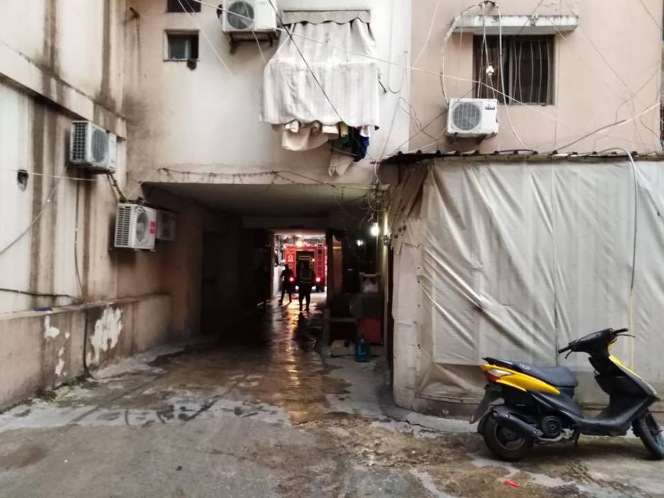 بالصور: حريق في حارة حريك
