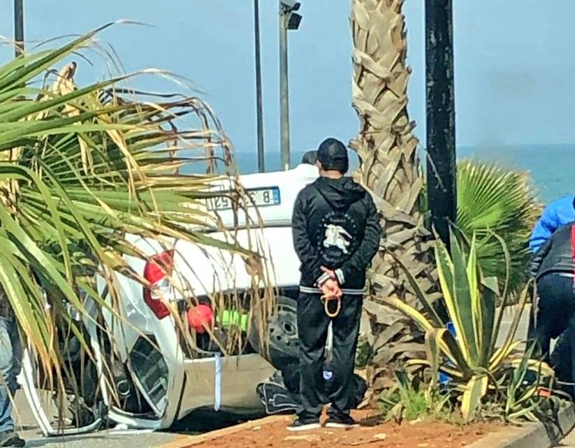 التحكم المروري: جريح نتيجة انقلاب سيارة محلة الرملة البيضاء باتجاه الجناح