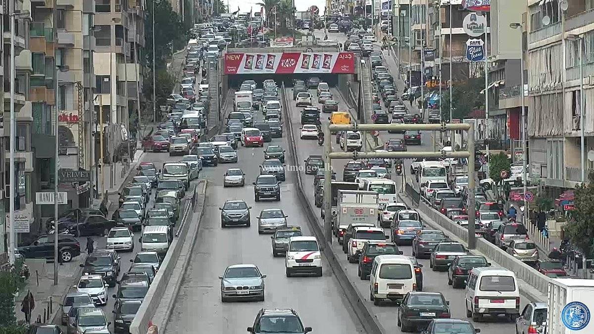 تجنبوا جسر الكولا والسبب زحمة السير