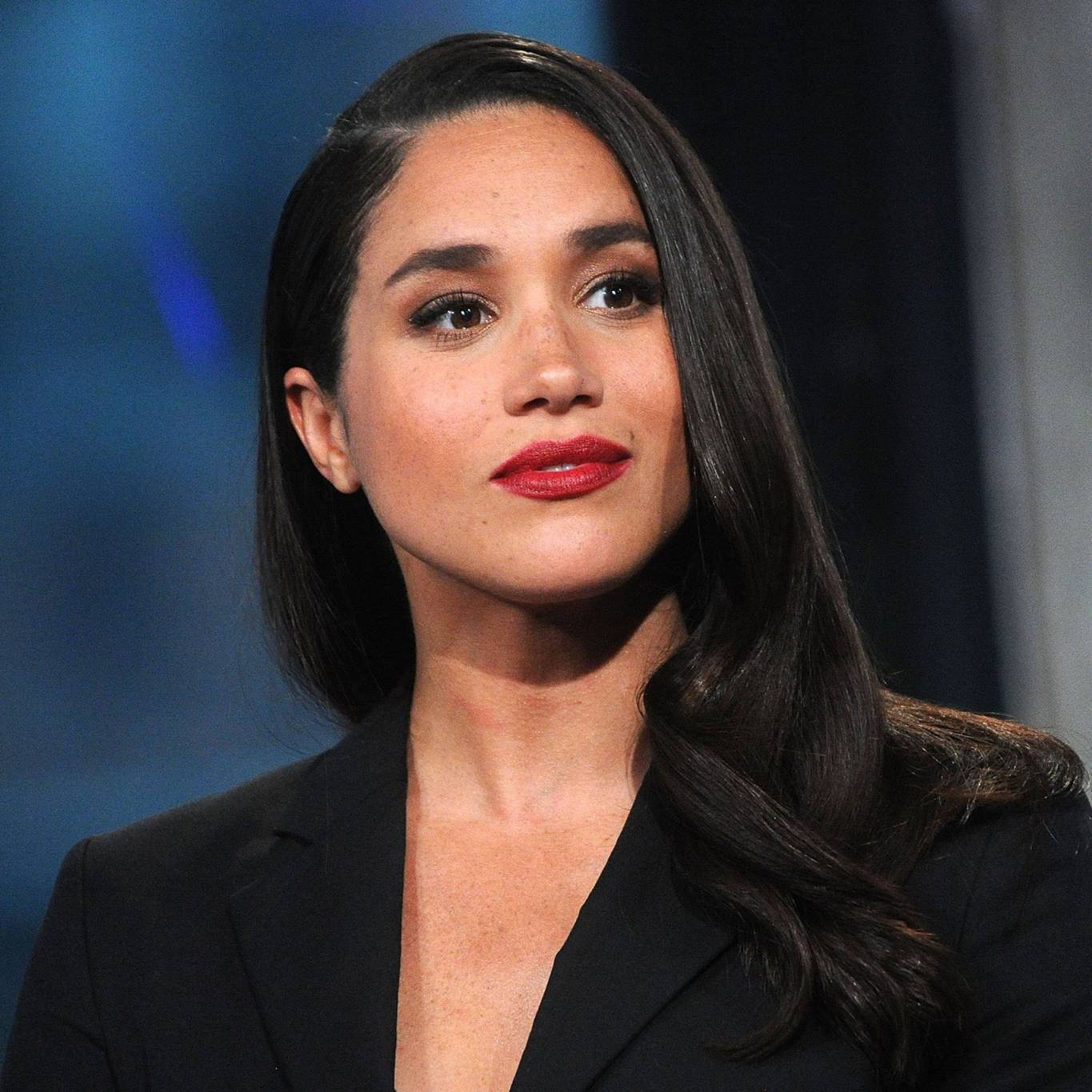 أنفقت 30000 دولار لتصبح شبيهة ميغان ماركل فهل نجحت؟ -بالصور