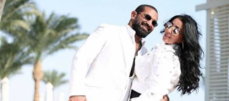 سمية الخشاب ترد على خبر انفصالها عن أحمد سعد بجلسة تصوير!