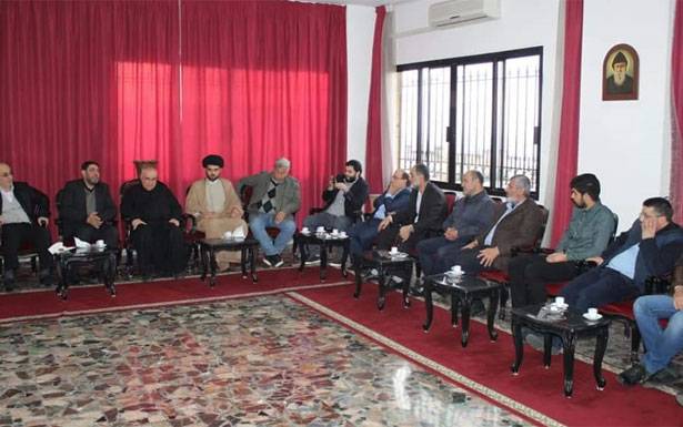 وفد من حزب الله زار مُهنئاً دير مار شربل ــ الجيّه

بعيد بشارة السيّدة العذراء
