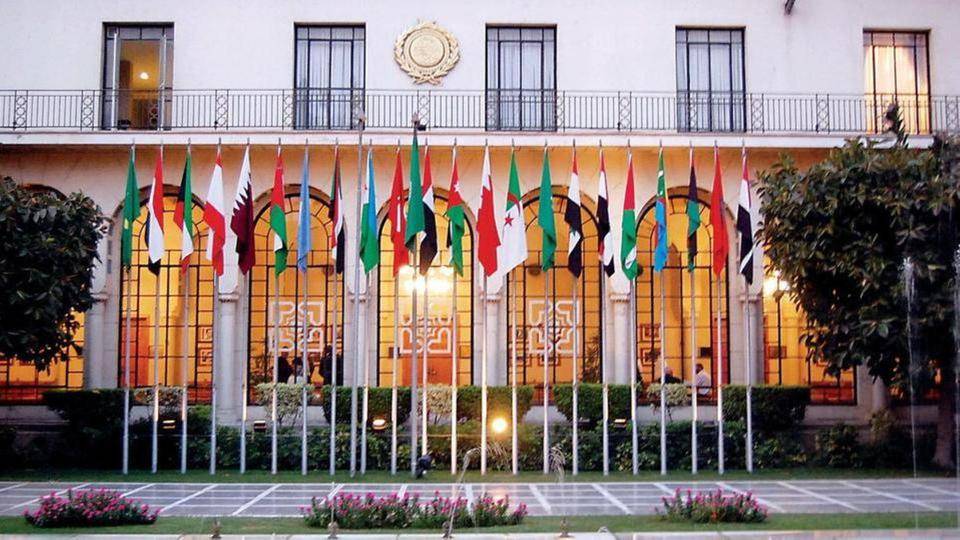 السبسي يسمّي قمة العرب الـ30 "قمة العزم والتضامن"