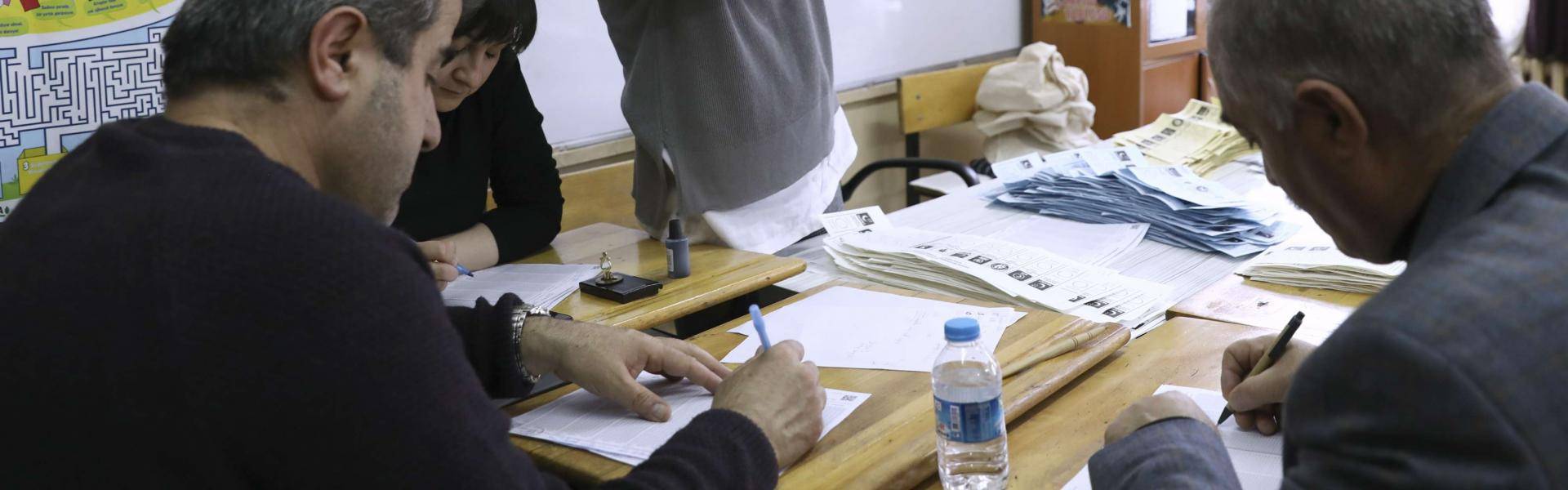 انتخابات تركيا: الشعب الجمهوري المعارض يحصد 31.3% في مقابل 46.8% للعدالة والتنمية
