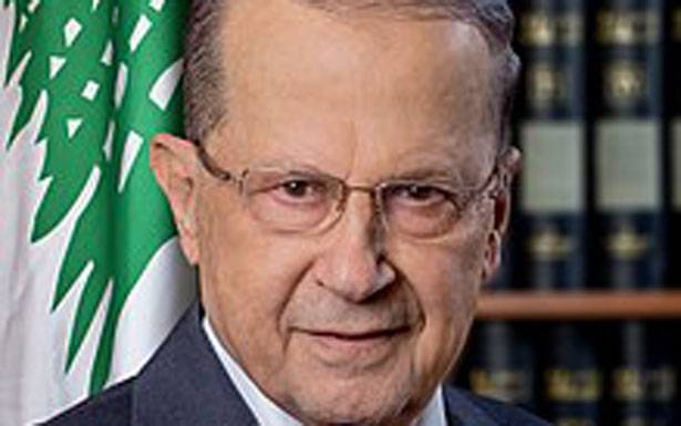 عون الى تونس