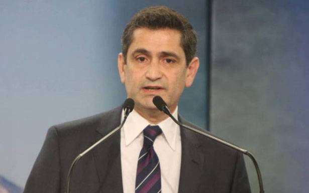 قيومجيان: دخلنا في المحظور اقتصادياً

وللإسراع بإقرار مُوازنة مُتقشفة