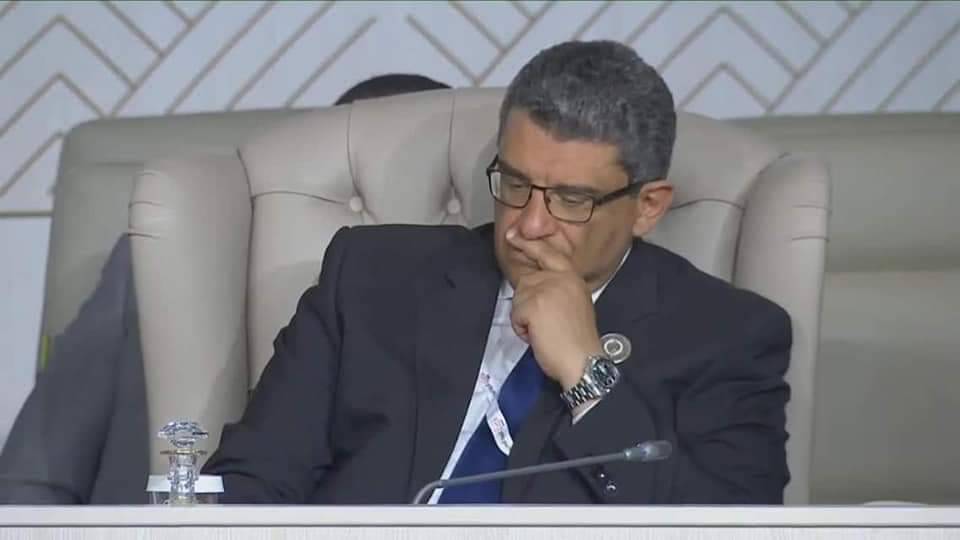 انطلقت القمة ونامت الامة...
مشهد من القمة العربية اليوم
