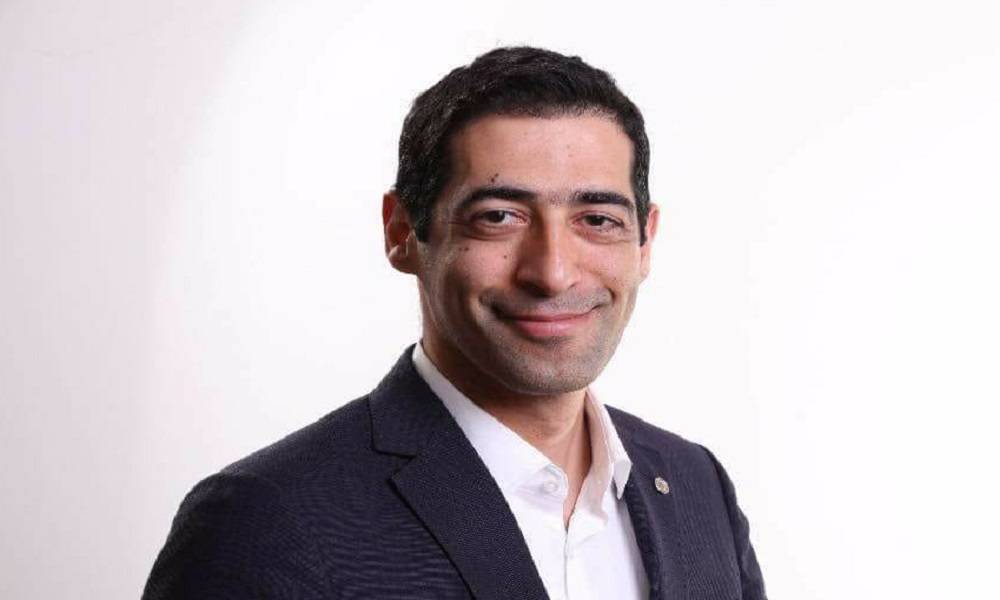 مثال أعلى، ملهم، قدوة وقيادة...  لمن وجه حنكش هذه الكلمات؟