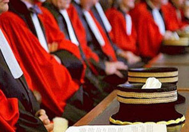 القضاة والمحامون.. مواقف وطرائف