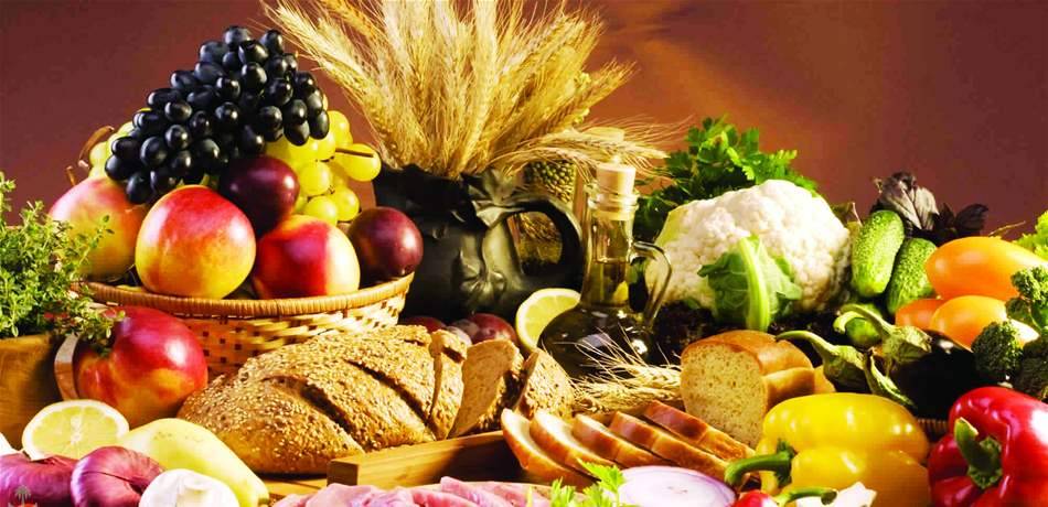 بينها الحمضيات والفلفل الحار.. مواد تحمي من إعتام عدسة العين