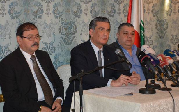 أعلن ترشحه للإنتخابات الفرعيّة في طرابلس

الأحدب للطرابلسيين: أدعوكم لتكونوا يداً واحدة مع الحق