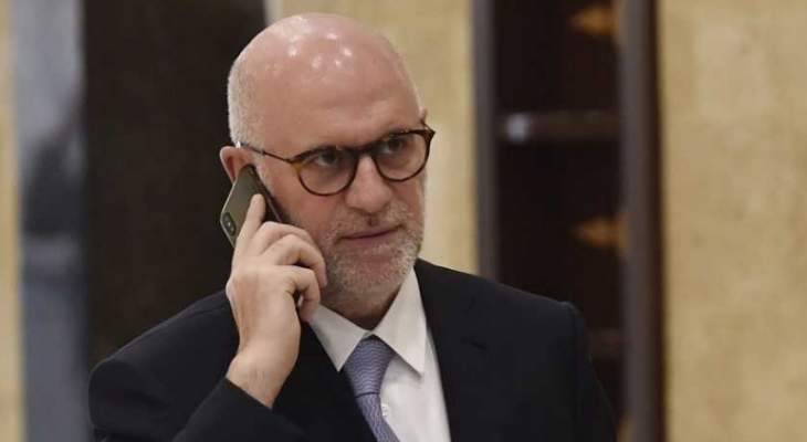 فنيانوس تفقد طريق ضهر البيدر: 106 إنهيارات حصلت هذا العام