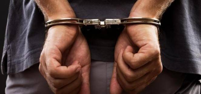 القوى الأمنية توقف مطلوب بحقه 22 مذكرة توقيف