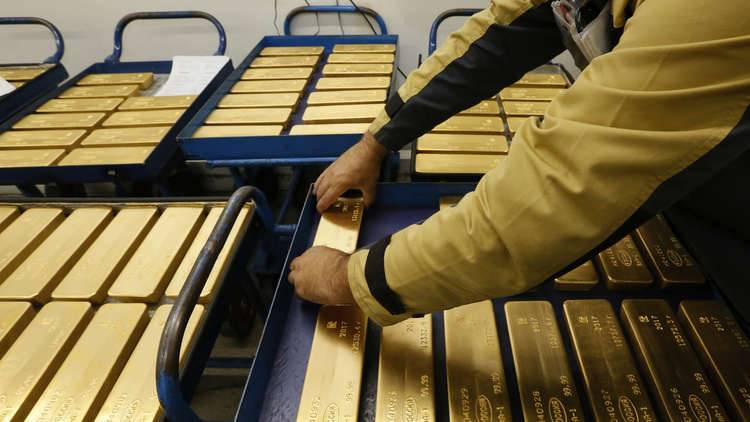 احتياطيات روسيا الأجنبية تقترب من نصف تريليون دولار
