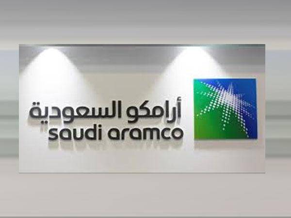 السعودية ترفع سعر الخام العربي الخفيف لشمال غرب أوروبا في مايو