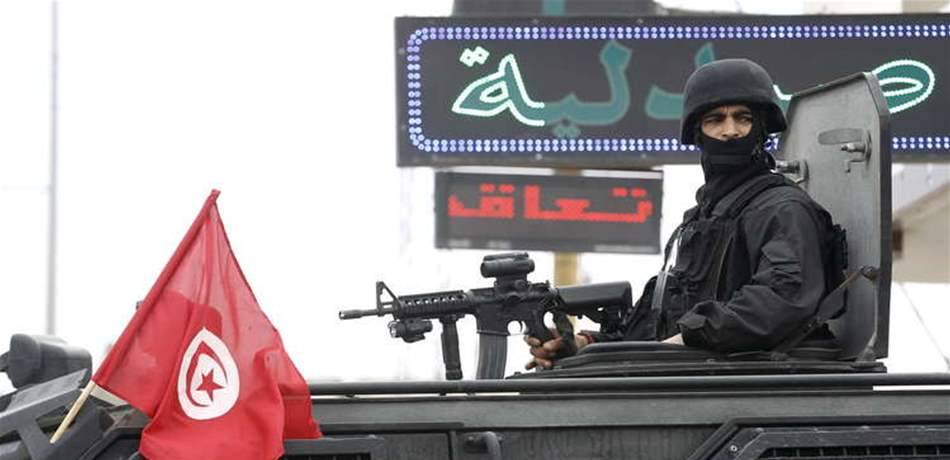تونس تعلن حالة الطوارئ لشهر واحد وسط القلق إزاء الوضع في ليبيا