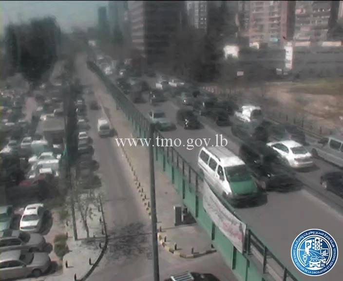 حركة مرور كثيفة من جسر الفيات باتجاه العدلية