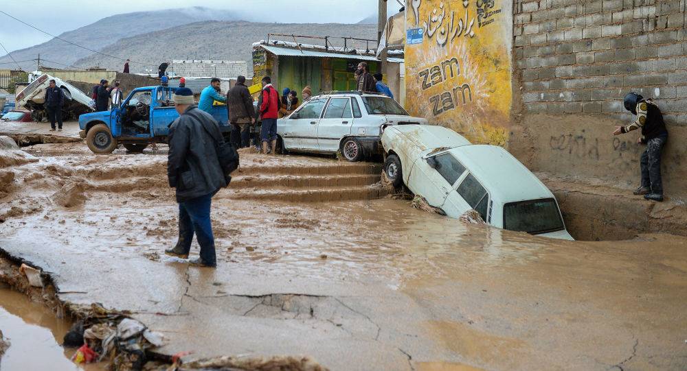 إيران تؤكد أنّ واشنطن منعت إرسال المساعدات لمنكوبي السيول
