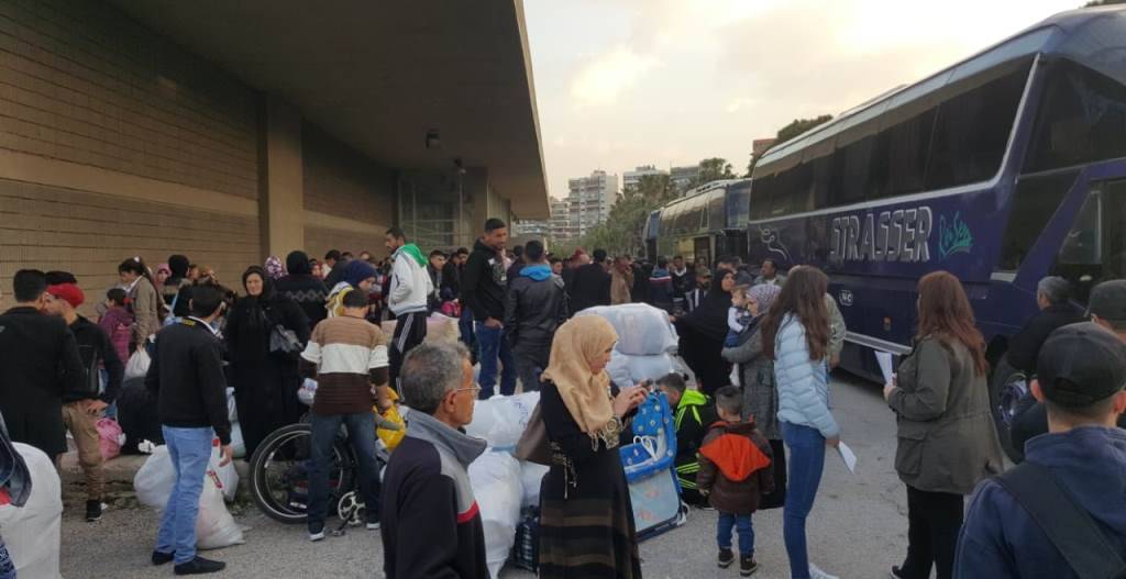 دفعة جديدة من النازحين السوريين انطلقت من طرابلس صباحا