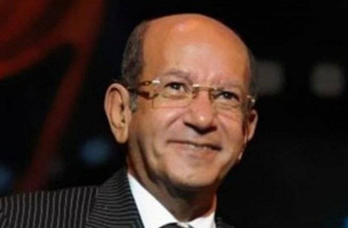لماذا بكى الفنان لطفي لبيب أثناء تكريمه من مهرجان شرم الشيخ؟