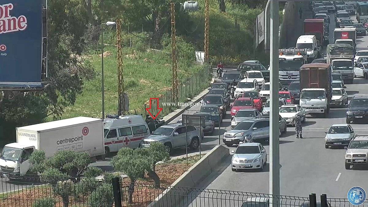جريح في تصادم  على اوتوستراد الصياد