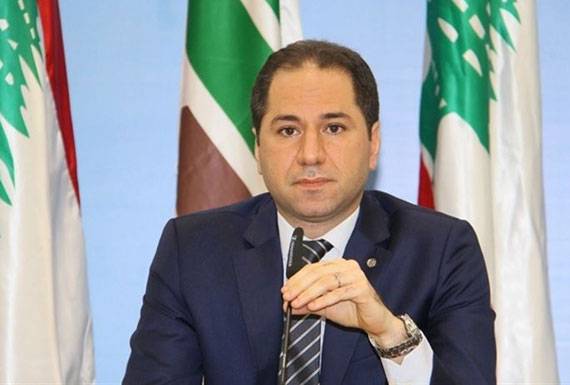 سامي الجميّل:

المطلوب إنقاذ لبنان