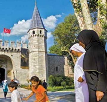 السياح الخليجيون الأعلى إنفاقاً في العالم