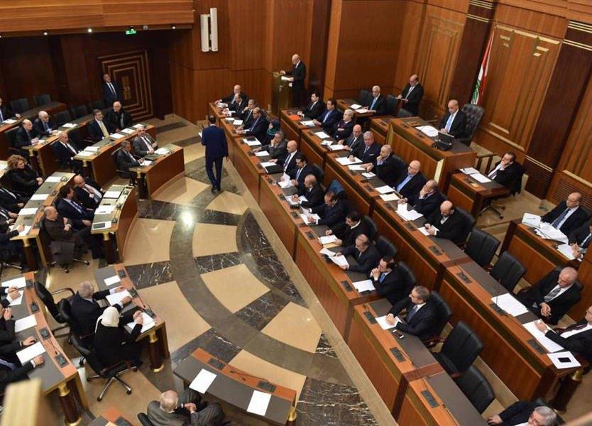 حنكش للحريري عن توظيفات "أوجيرو": "الكلّ ما عدا الكتائب"