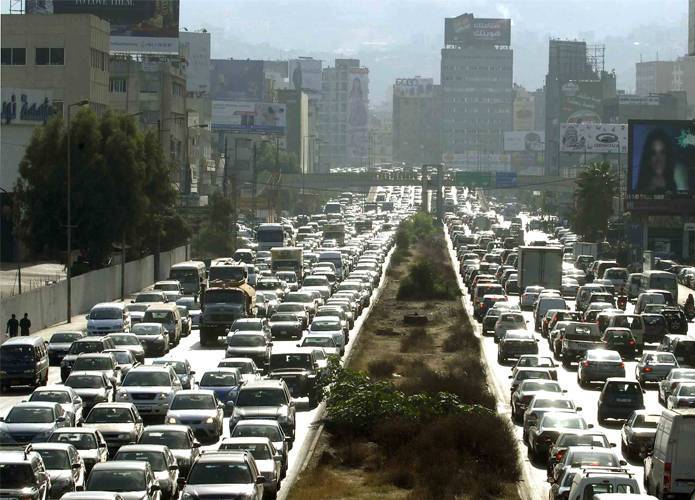 زحمة سير خانقة على هذا الطريق